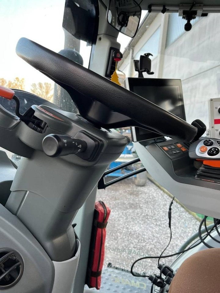 Claas Axion 870 Cmatic - Tracteur agricole: photos 5 Claas Axion 870 Cmatic - Tracteur agricole: photos 5