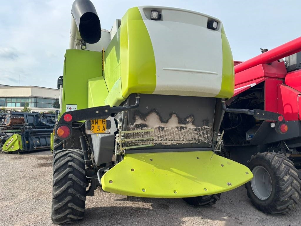 Claas Lexion 530 Montana - Moissonneuse-batteuse: photos 4 Claas Lexion 530 Montana - Moissonneuse-batteuse: photos 4