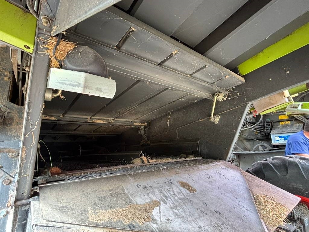 Claas Lexion 530 Montana - Moissonneuse-batteuse: photos 5 Claas Lexion 530 Montana - Moissonneuse-batteuse: photos 5