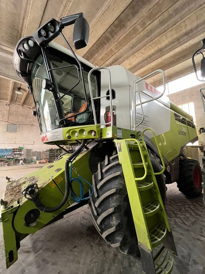 Claas Lexion 760 - Moissonneuse-batteuse: photos 5 Claas Lexion 760 - Moissonneuse-batteuse: photos 5