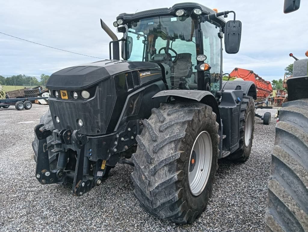 JCB Fastrac 4220 - Tracteur agricole: photos 3 JCB Fastrac 4220 - Tracteur agricole: photos 3