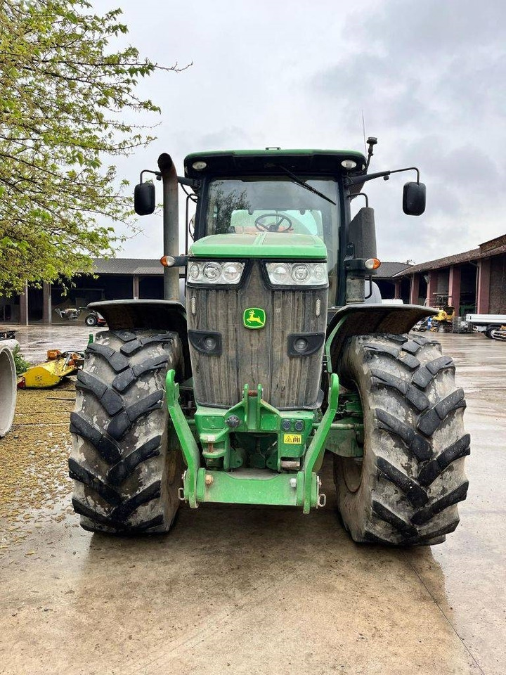 John Deere 7230 R - Tracteur agricole: photos 1 John Deere 7230 R - Tracteur agricole: photos 1
