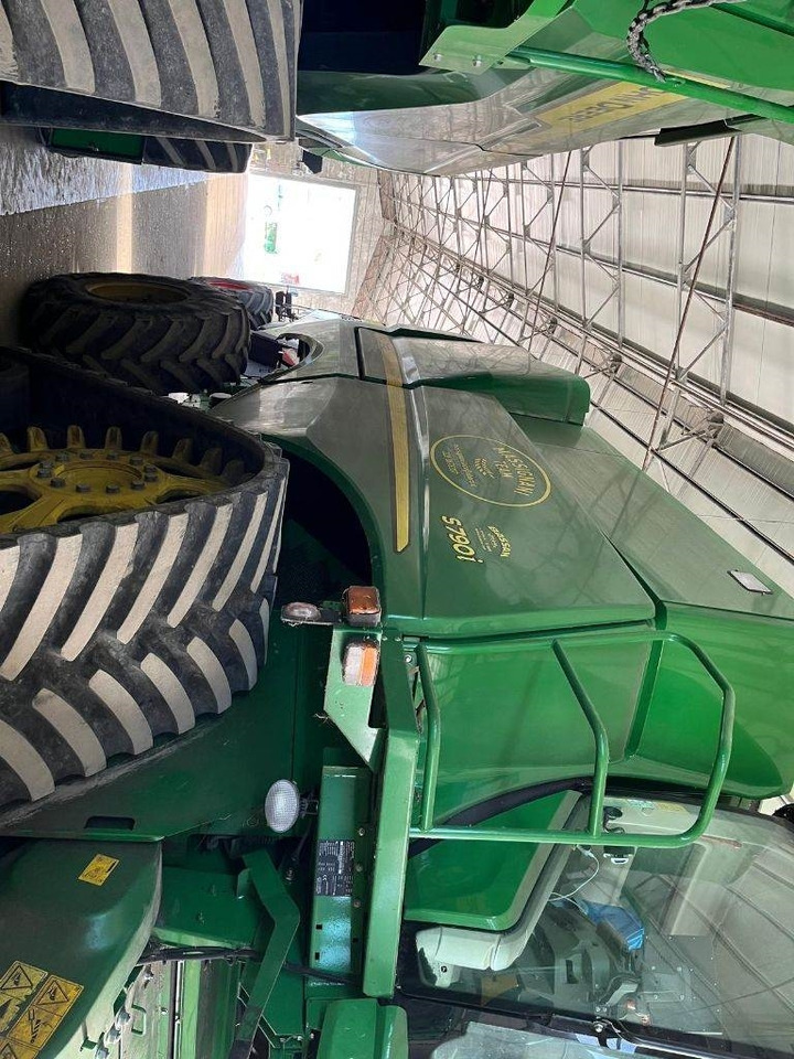 John Deere S790 i - Moissonneuse-batteuse: photos 3 John Deere S790 i - Moissonneuse-batteuse: photos 3