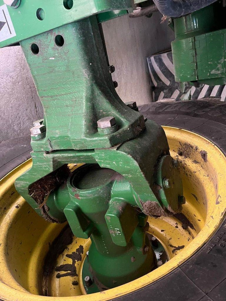 John Deere S790 i - Moissonneuse-batteuse: photos 5 John Deere S790 i - Moissonneuse-batteuse: photos 5