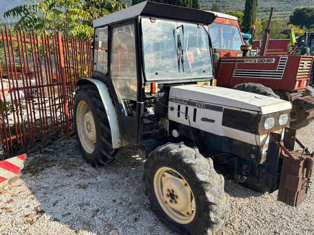 Lamborghini 600 V DT - Tracteur agricole: photos 1 Lamborghini 600 V DT - Tracteur agricole: photos 1