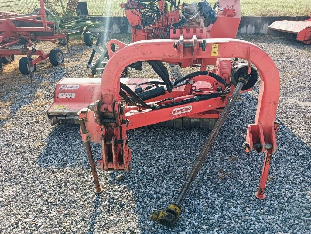 Maschio Giraffa 185 - Faucheuse: photos 4 Maschio Giraffa 185 - Faucheuse: photos 4