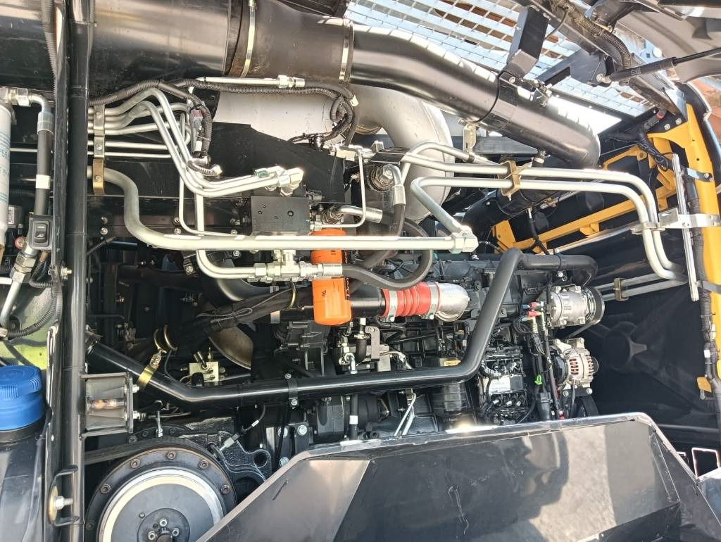 New Holland FR 650  — crédit-bail New Holland FR 650: photos 28