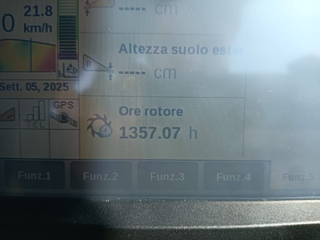 New Holland FR 650  — crédit-bail New Holland FR 650: photos 9