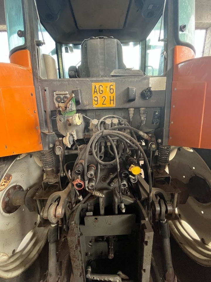 Renault Ares 640 RZ  - Tracteur agricole: photos 4 Renault Ares 640 RZ  - Tracteur agricole: photos 4