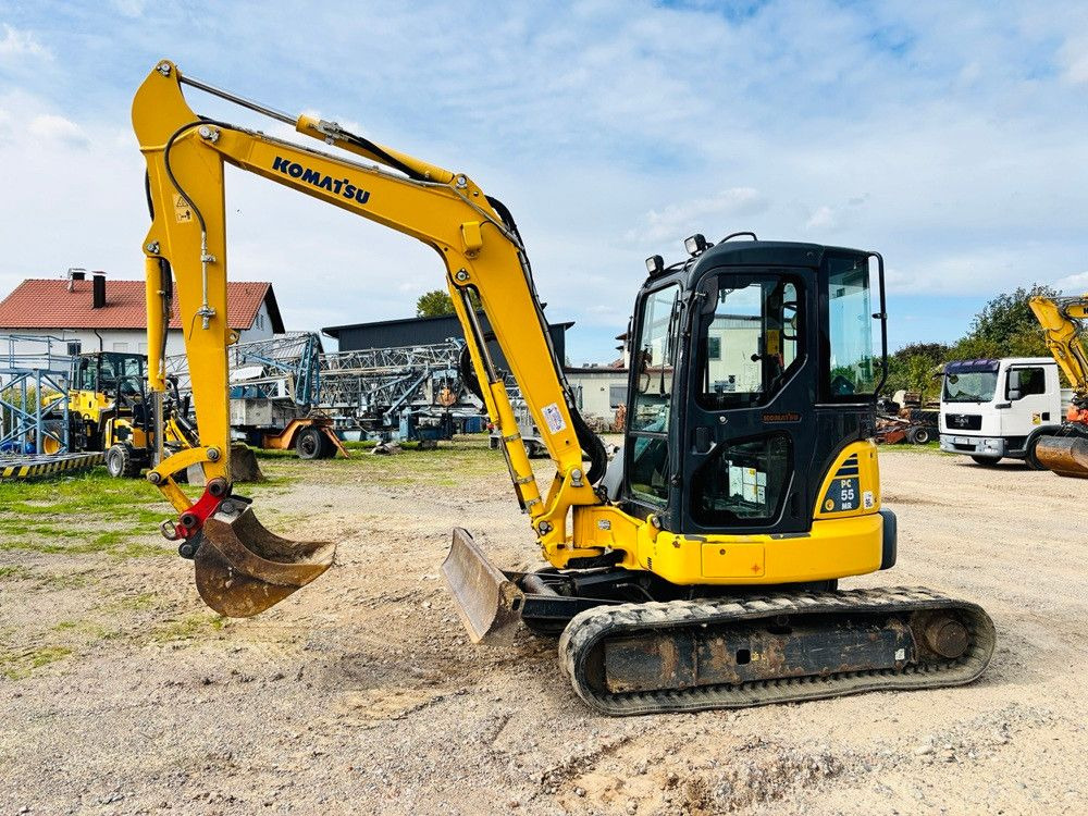 Komatsu PC55MR-3 - Mini pelle: photos 1 Komatsu PC55MR-3 - Mini pelle: photos 1