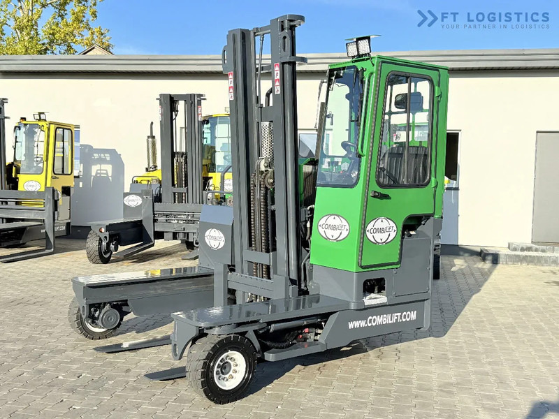 Combilift C4000 / DIESEL / DUPLEX 4100MM / FREE LIFT / SIDE SHIFT / FULL CABIN / EXCELLENT CONDITION / Wide range of four-way and side loa - Chariot multidirectionnel: photos 1 Combilift C4000 / DIESEL / DUPLEX 4100MM / FREE LIFT / SIDE SHIFT / FULL CABIN / EXCELLENT CONDITION / Wide range of four-way and side loa - Chariot multidirectionnel: photos 1