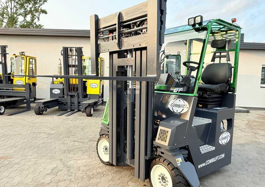 Chariot multidirectionnel Combilift C4000CB / TRIPLEX - 5200MM / LPG / FREE LIFT / FORK POSITIONER / FORK SIDESHIFT / HEIGHT 2450MM / LIKE NEW: photos 18