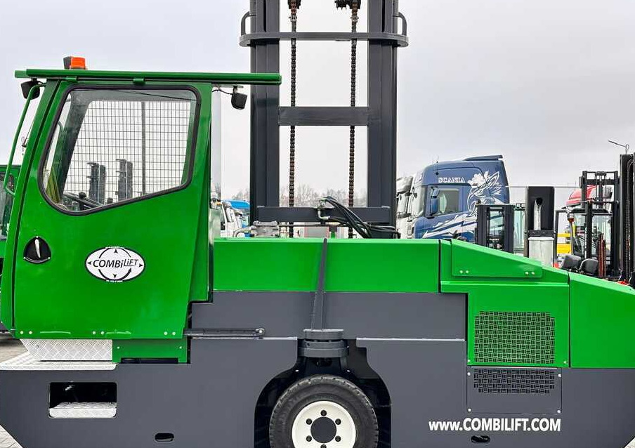 Combilift C5000SL / DIESEL / 4500MM / DUPLEX / CABIN / PLATFORMS / LIKE NEW - Chariot latéral: photos 4 Combilift C5000SL / DIESEL / 4500MM / DUPLEX / CABIN / PLATFORMS / LIKE NEW - Chariot latéral: photos 4