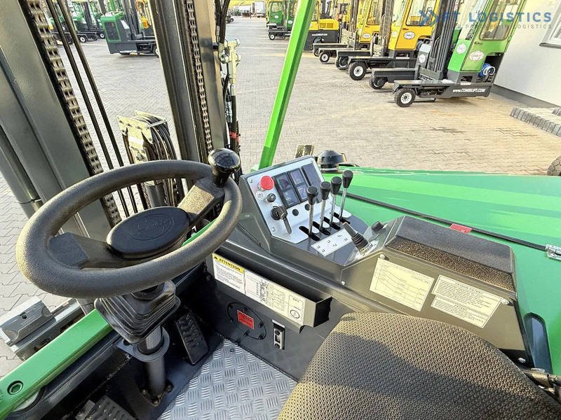 Combilift CB4000 / GAS / TRIPLEX 5200MM / FREE LIFT / FORK POSITIONER / SIDE SHIFT / EXCELLENT CONDITION / Wide range of four-way and side — crédit-bail Combilift CB4000 / GAS / TRIPLEX 5200MM / FREE LIFT / FORK POSITIONER / SIDE SHIFT / EXCELLENT CONDITION / Wide range of four-way and side: photos 17 Combilift CB4000 / GAS / TRIPLEX 5200MM / FREE LIFT / FORK POSITIONER / SIDE SHIFT / EXCELLENT CONDITION / Wide range of four-way and side — crédit-bail Combilift CB4000 / GAS / TRIPLEX 5200MM / FREE LIFT / FORK POSITIONER / SIDE SHIFT / EXCELLENT CONDITION / Wide range of four-way and side: photos 17