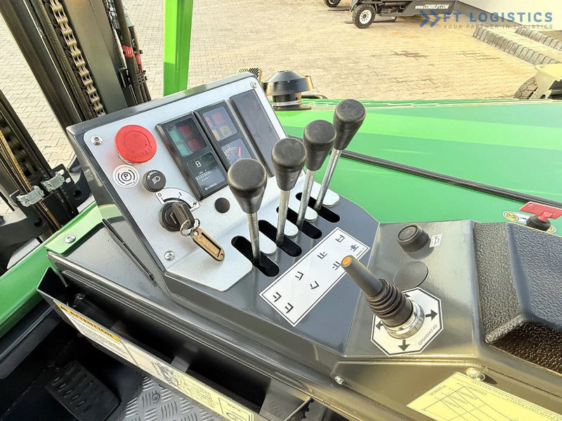 Combilift CB4000 / GAS / TRIPLEX 5200MM / FREE LIFT / FORK POSITIONER / SIDE SHIFT / EXCELLENT CONDITION / Wide range of four-way and side — crédit-bail Combilift CB4000 / GAS / TRIPLEX 5200MM / FREE LIFT / FORK POSITIONER / SIDE SHIFT / EXCELLENT CONDITION / Wide range of four-way and side: photos 20 Combilift CB4000 / GAS / TRIPLEX 5200MM / FREE LIFT / FORK POSITIONER / SIDE SHIFT / EXCELLENT CONDITION / Wide range of four-way and side — crédit-bail Combilift CB4000 / GAS / TRIPLEX 5200MM / FREE LIFT / FORK POSITIONER / SIDE SHIFT / EXCELLENT CONDITION / Wide range of four-way and side: photos 20