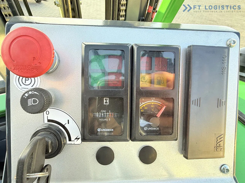 Combilift CB4000 / GAS / TRIPLEX 5200MM / FREE LIFT / FORK POSITIONER / SIDE SHIFT / EXCELLENT CONDITION / Wide range of four-way and side — crédit-bail Combilift CB4000 / GAS / TRIPLEX 5200MM / FREE LIFT / FORK POSITIONER / SIDE SHIFT / EXCELLENT CONDITION / Wide range of four-way and side: photos 19 Combilift CB4000 / GAS / TRIPLEX 5200MM / FREE LIFT / FORK POSITIONER / SIDE SHIFT / EXCELLENT CONDITION / Wide range of four-way and side — crédit-bail Combilift CB4000 / GAS / TRIPLEX 5200MM / FREE LIFT / FORK POSITIONER / SIDE SHIFT / EXCELLENT CONDITION / Wide range of four-way and side: photos 19