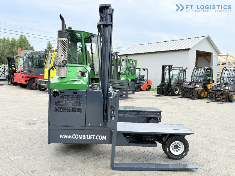 Chariot multidirectionnel Combilift Combilift C4500 / DIESEL / DUPLEX 4000MM / WIDE FORK POSITIONER / HEATING / FULL CABIN / PERFECT CONDITION / Wide range of four-: photos 8 Chariot multidirectionnel Combilift Combilift C4500 / DIESEL / DUPLEX 4000MM / WIDE FORK POSITIONER / HEATING / FULL CABIN / PERFECT CONDITION / Wide range of four-: photos 8