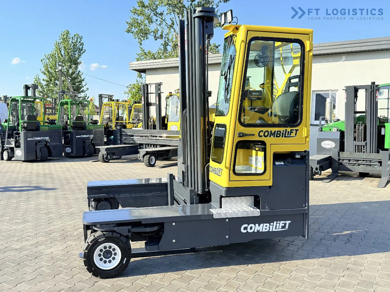 Combilift Combilift C5000 / DIESEL / TRIPLEX 6000MM / FREE LIFT / FORK POSITIONER / BUILT-IN SCALE / HEATING / FULL CABIN / PERFECT CONDIT - Chariot multidirectionnel: photos 3 Combilift Combilift C5000 / DIESEL / TRIPLEX 6000MM / FREE LIFT / FORK POSITIONER / BUILT-IN SCALE / HEATING / FULL CABIN / PERFECT CONDIT - Chariot multidirectionnel: photos 3