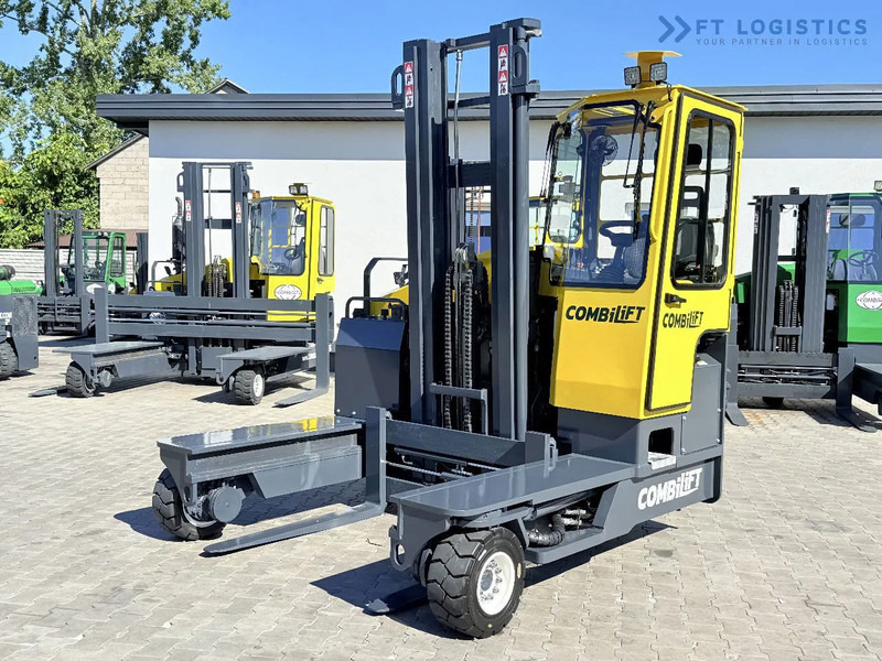 Combilift Combilift FOUR-WAY MULTIDIRECTIONAL FORKLIFT C4000 / DIESEL / DUPLEX 4100MM / ONLY 2888 HOURS / FORK POSITIONER / FULL CABIN – H - Chariot multidirectionnel: photos 3 Combilift Combilift FOUR-WAY MULTIDIRECTIONAL FORKLIFT C4000 / DIESEL / DUPLEX 4100MM / ONLY 2888 HOURS / FORK POSITIONER / FULL CABIN – H - Chariot multidirectionnel: photos 3