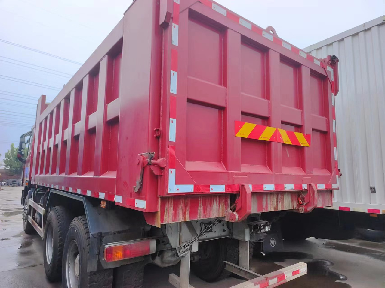 Auman Auman 6*4  dump truck - Camion benne: photos 2 Auman Auman 6*4  dump truck - Camion benne: photos 2