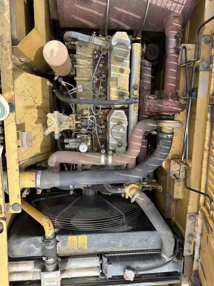 CATERPILLAR 3066 - Moteur pour Pelle sur chenille: photos 5 CATERPILLAR 3066 - Moteur pour Pelle sur chenille: photos 5