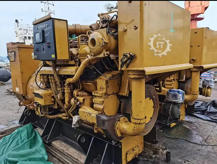 CATERPILLAR 3508 - Moteur pour Pelle: photos 4 CATERPILLAR 3508 - Moteur pour Pelle: photos 4