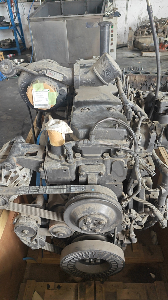CATERPILLAR QSB6.7 - Moteur pour Pelle: photos 3 CATERPILLAR QSB6.7 - Moteur pour Pelle: photos 3