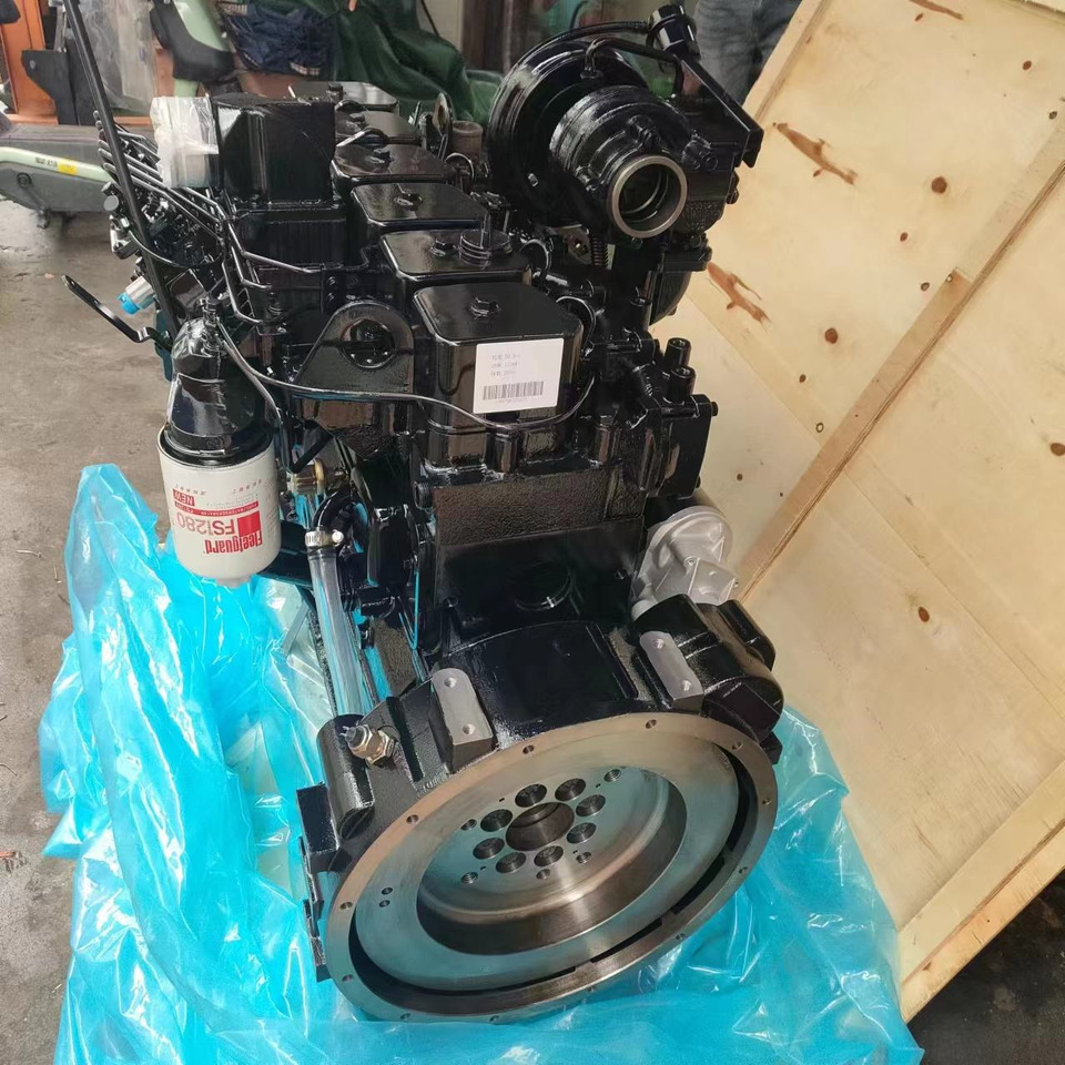 CUMMINS 6BT5.9 - Moteur pour Pelle: photos 1 CUMMINS 6BT5.9 - Moteur pour Pelle: photos 1