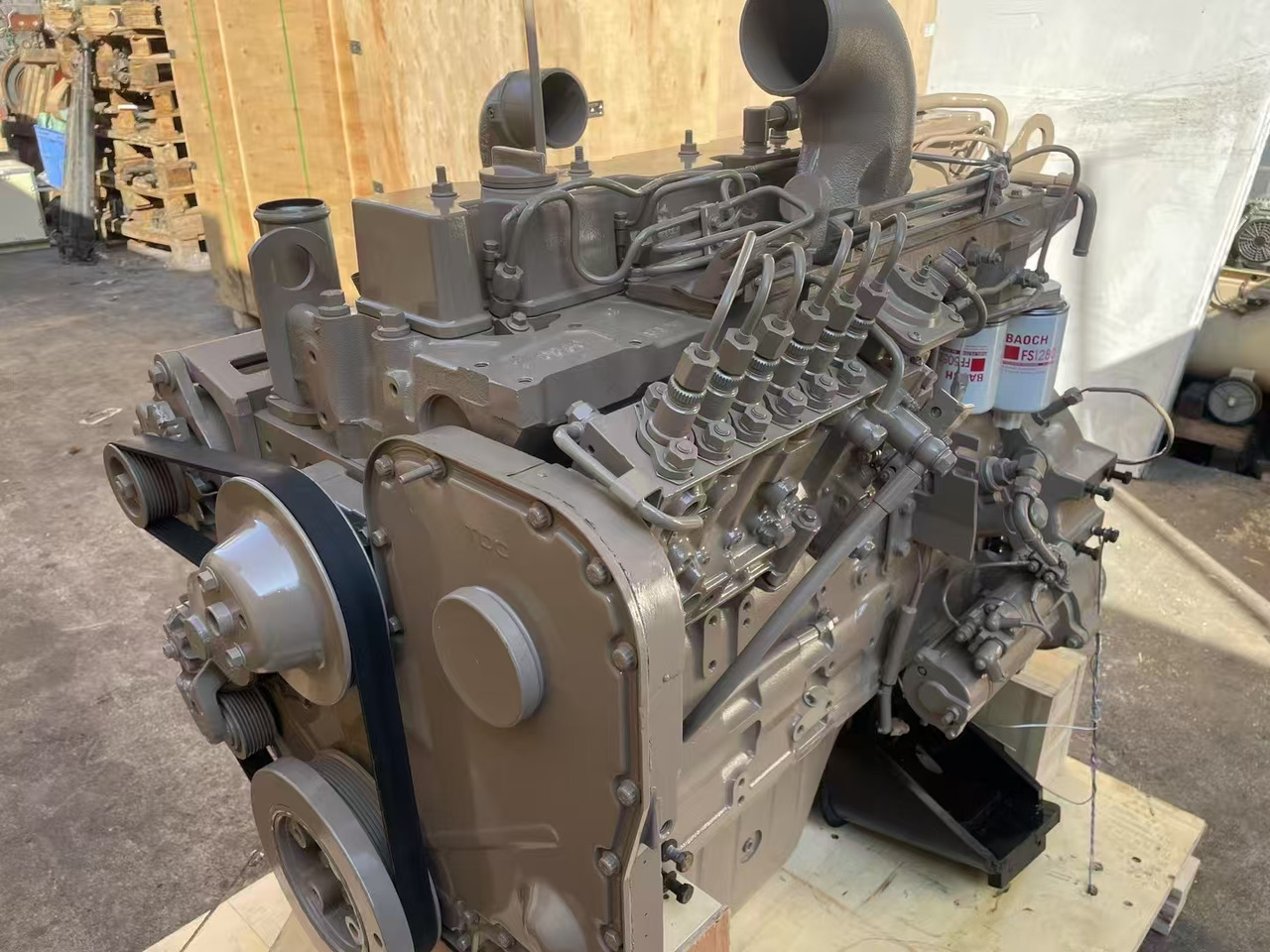 CUMMINS 6BT8.3 - Moteur pour Pelle: photos 4 CUMMINS 6BT8.3 - Moteur pour Pelle: photos 4