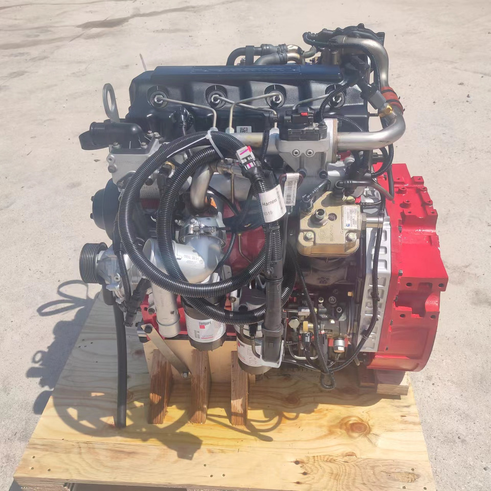 CUMMINS ISF3.8 - Moteur pour Pelle: photos 1 CUMMINS ISF3.8 - Moteur pour Pelle: photos 1