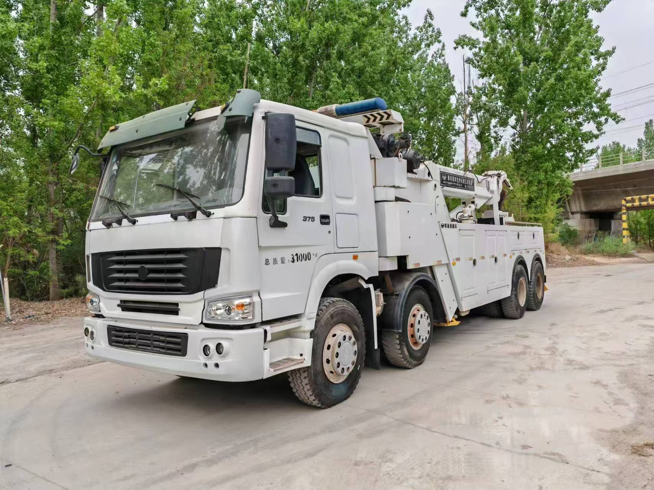 SINOTRUK wrecker - Camion: photos 1 SINOTRUK wrecker - Camion: photos 1
