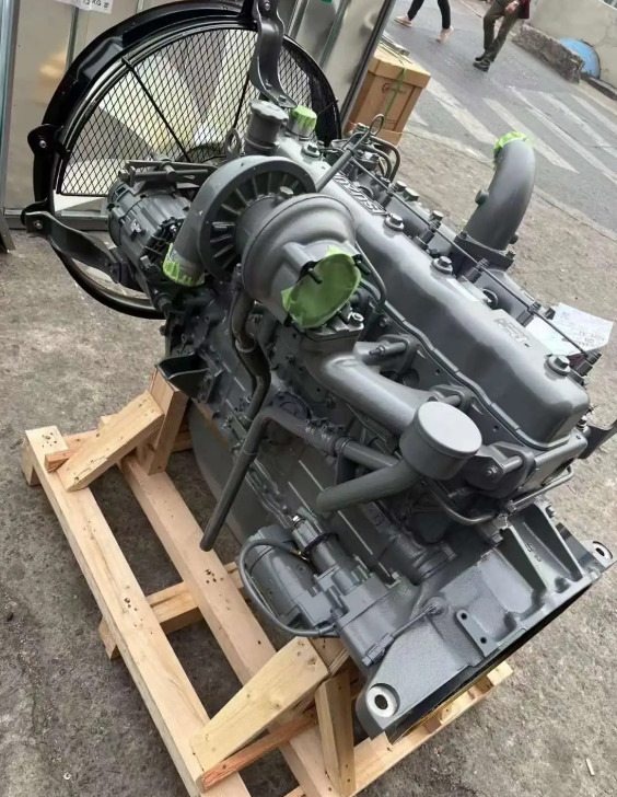 ISUZU 6BG1 - Moteur: photos 3 ISUZU 6BG1 - Moteur: photos 3