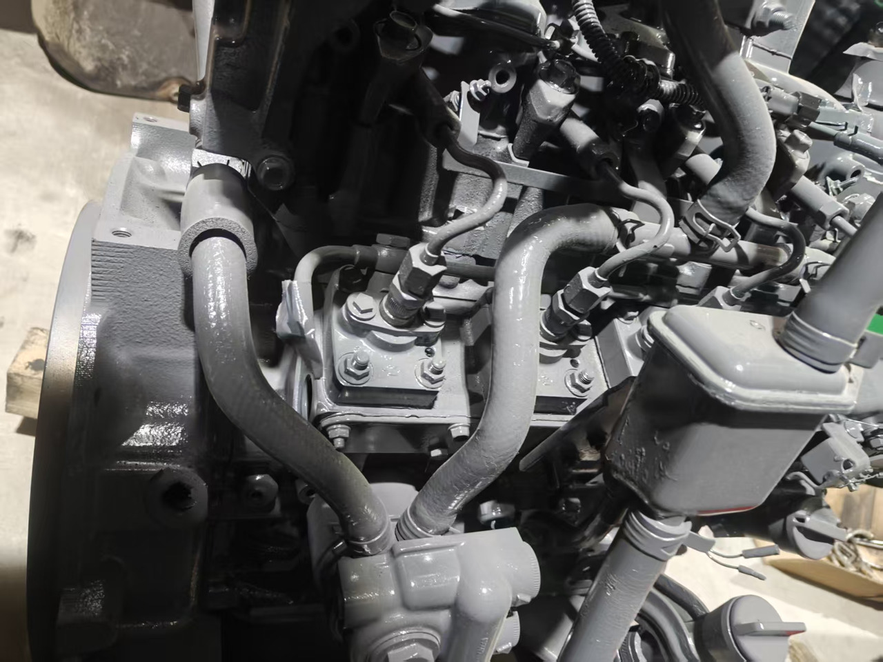 Moteur pour Pelle Isuzu 4LE2: photos 6 Moteur pour Pelle Isuzu 4LE2: photos 6