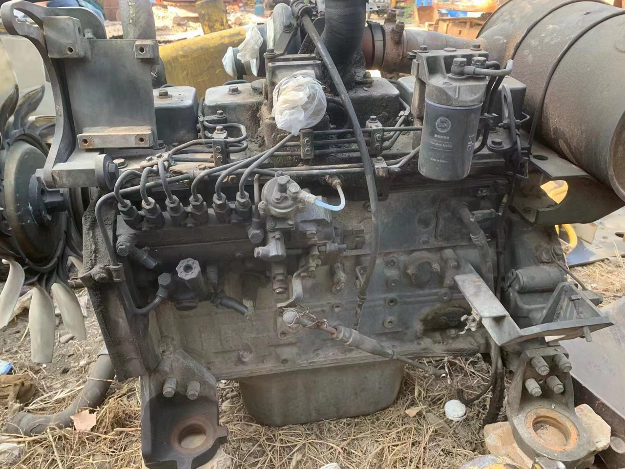 KOMATSU 6D102 - Moteur pour Pelle: photos 1 KOMATSU 6D102 - Moteur pour Pelle: photos 1