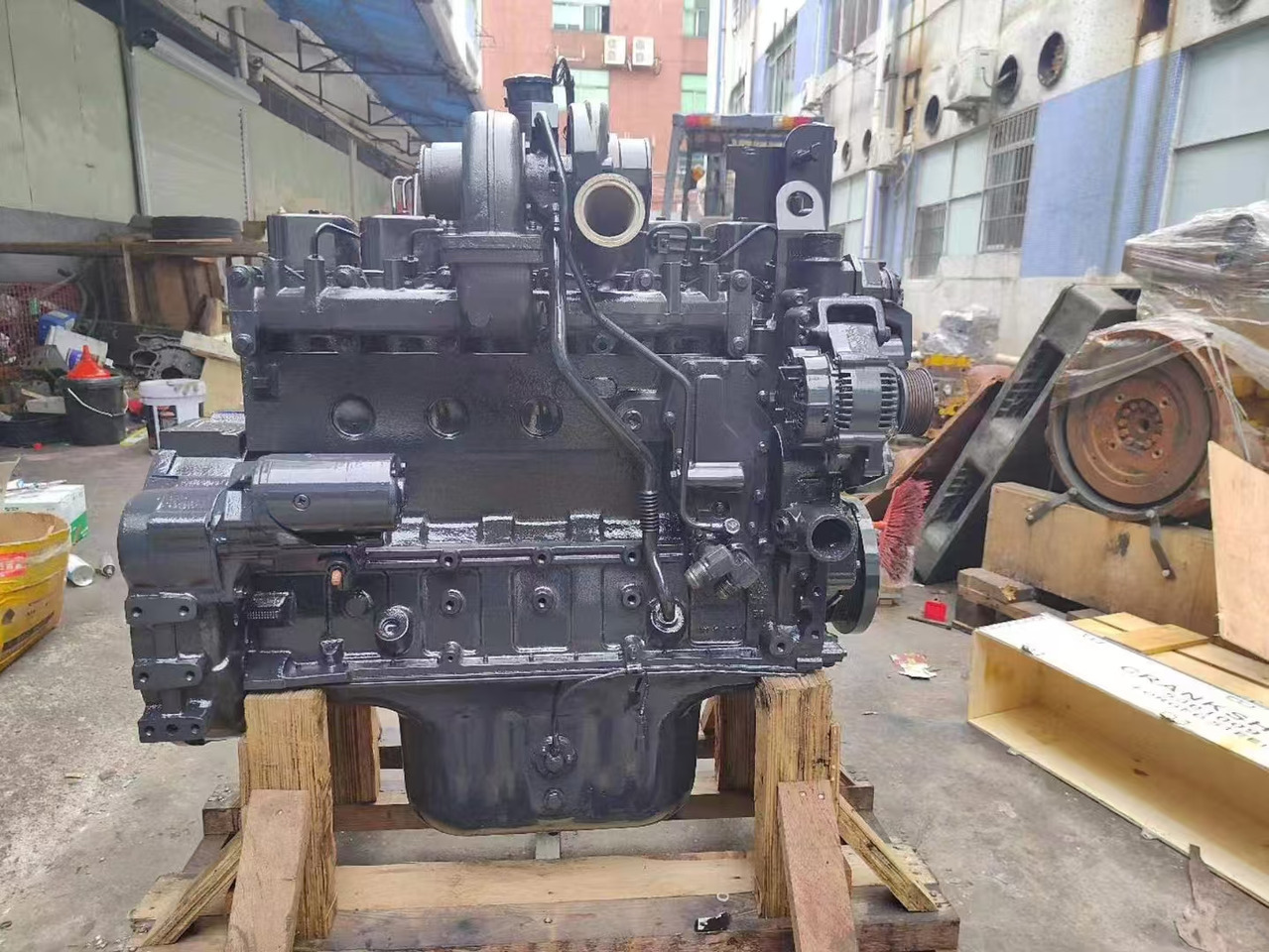 KOMATSU 6D102 - Moteur pour Pelle: photos 2 KOMATSU 6D102 - Moteur pour Pelle: photos 2