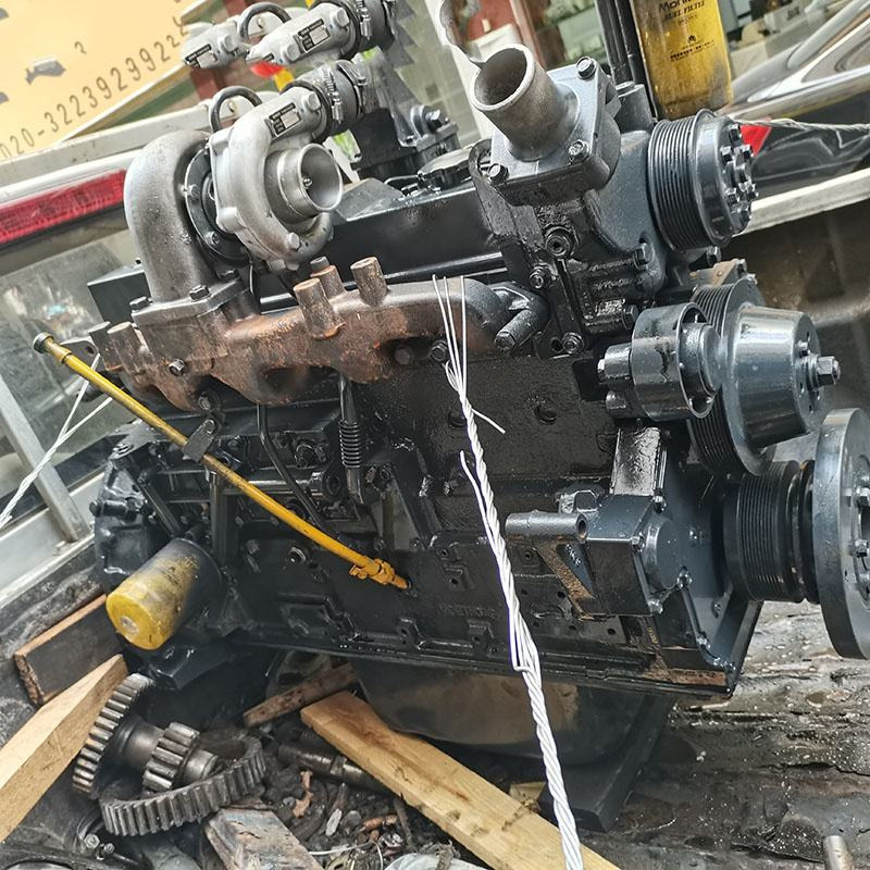 KOMATSU 6D95 - Moteur pour Pelle: photos 2 KOMATSU 6D95 - Moteur pour Pelle: photos 2