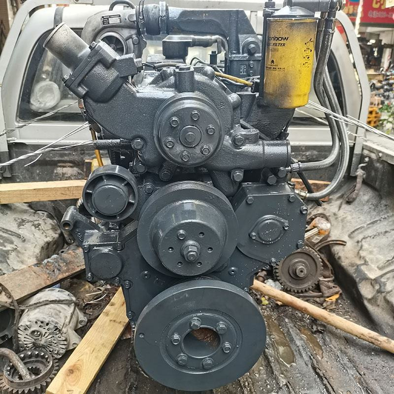 KOMATSU 6D95 - Moteur pour Pelle: photos 3 KOMATSU 6D95 - Moteur pour Pelle: photos 3