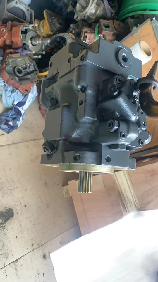 KOMATSU 708-1t-00540 - Pompe hydraulique pour Pelle: photos 1 KOMATSU 708-1t-00540 - Pompe hydraulique pour Pelle: photos 1