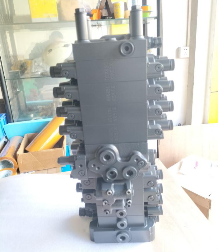 KOMATSU 723-29-51100 - Valve pour Pelle: photos 1 KOMATSU 723-29-51100 - Valve pour Pelle: photos 1