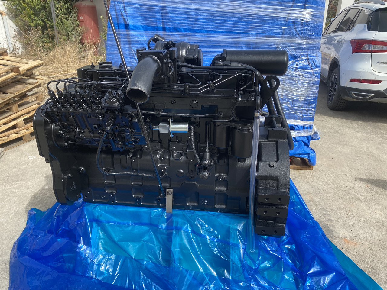 KOMATSU SAA6D114E - Moteur pour Pelle: photos 2 KOMATSU SAA6D114E - Moteur pour Pelle: photos 2