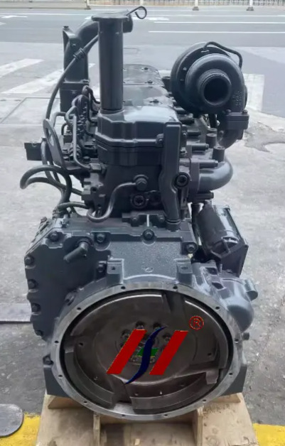 Komatsu SAA6D107E-1 - Moteur pour Pelle: photos 3 Komatsu SAA6D107E-1 - Moteur pour Pelle: photos 3