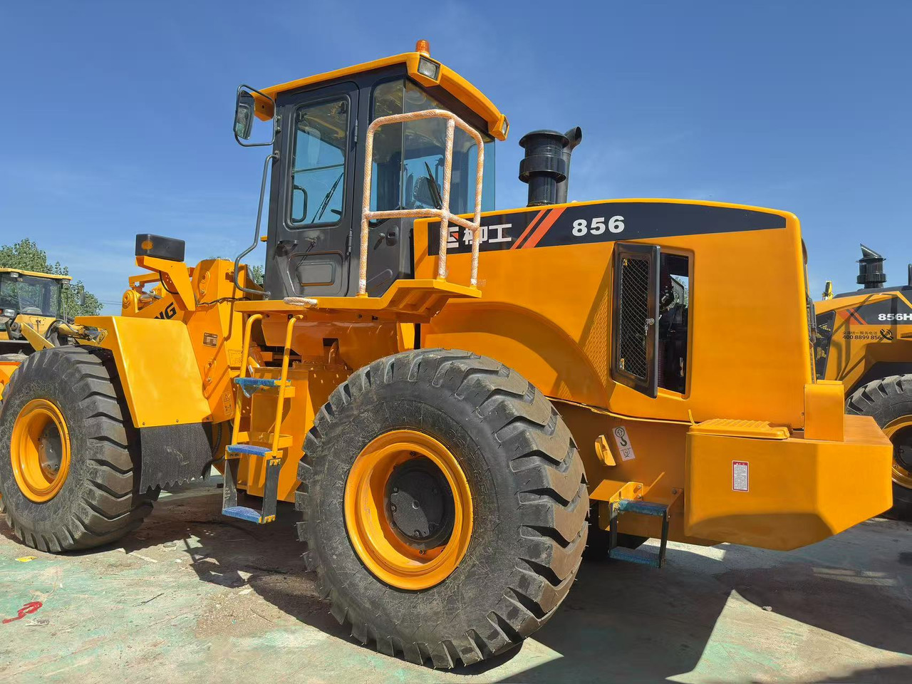 LIUGONG 856 - Chargeuse sur pneus: photos 2 LIUGONG 856 - Chargeuse sur pneus: photos 2