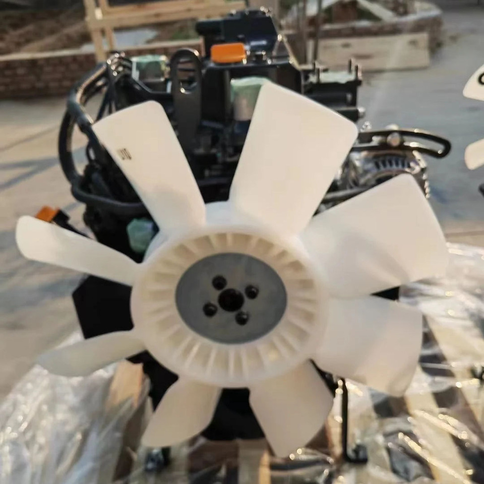 MITSUBISHI 4M40 - Moteur pour Pelle: photos 5 MITSUBISHI 4M40 - Moteur pour Pelle: photos 5