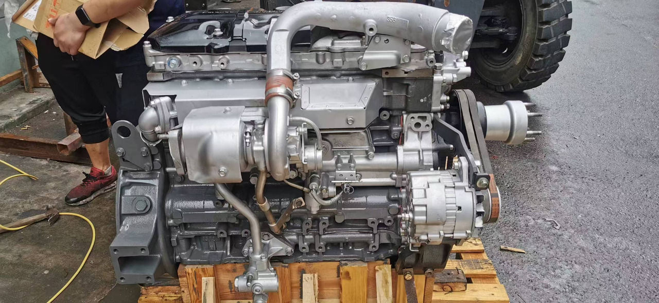 MITSUBISHI 4M50 - Moteur pour Pelle: photos 5 MITSUBISHI 4M50 - Moteur pour Pelle: photos 5