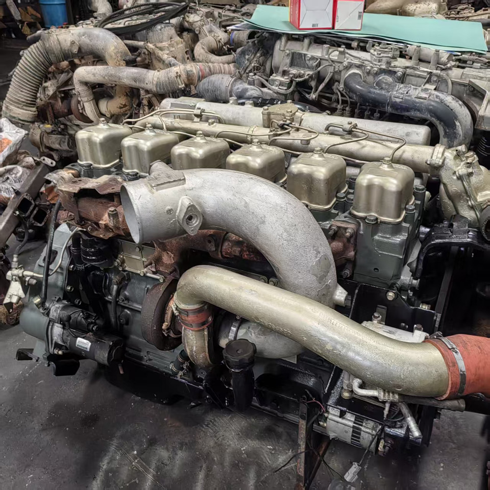 MITSUBISHI 6D22 - Moteur pour Camion fourgon: photos 2 MITSUBISHI 6D22 - Moteur pour Camion fourgon: photos 2