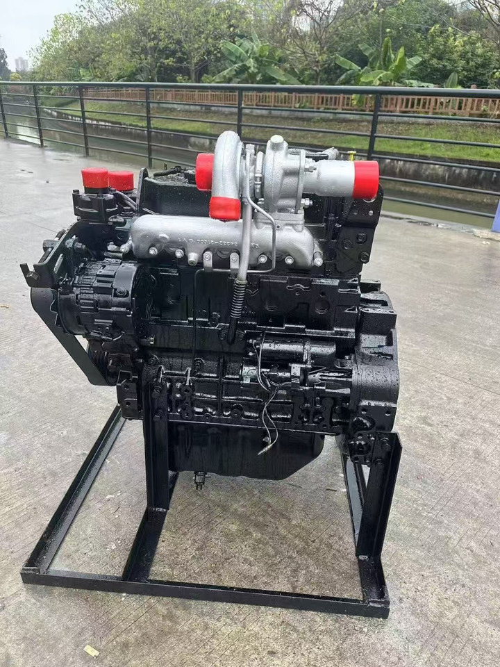 MITSUBISHI D04 - Moteur pour Pelle: photos 1 MITSUBISHI D04 - Moteur pour Pelle: photos 1