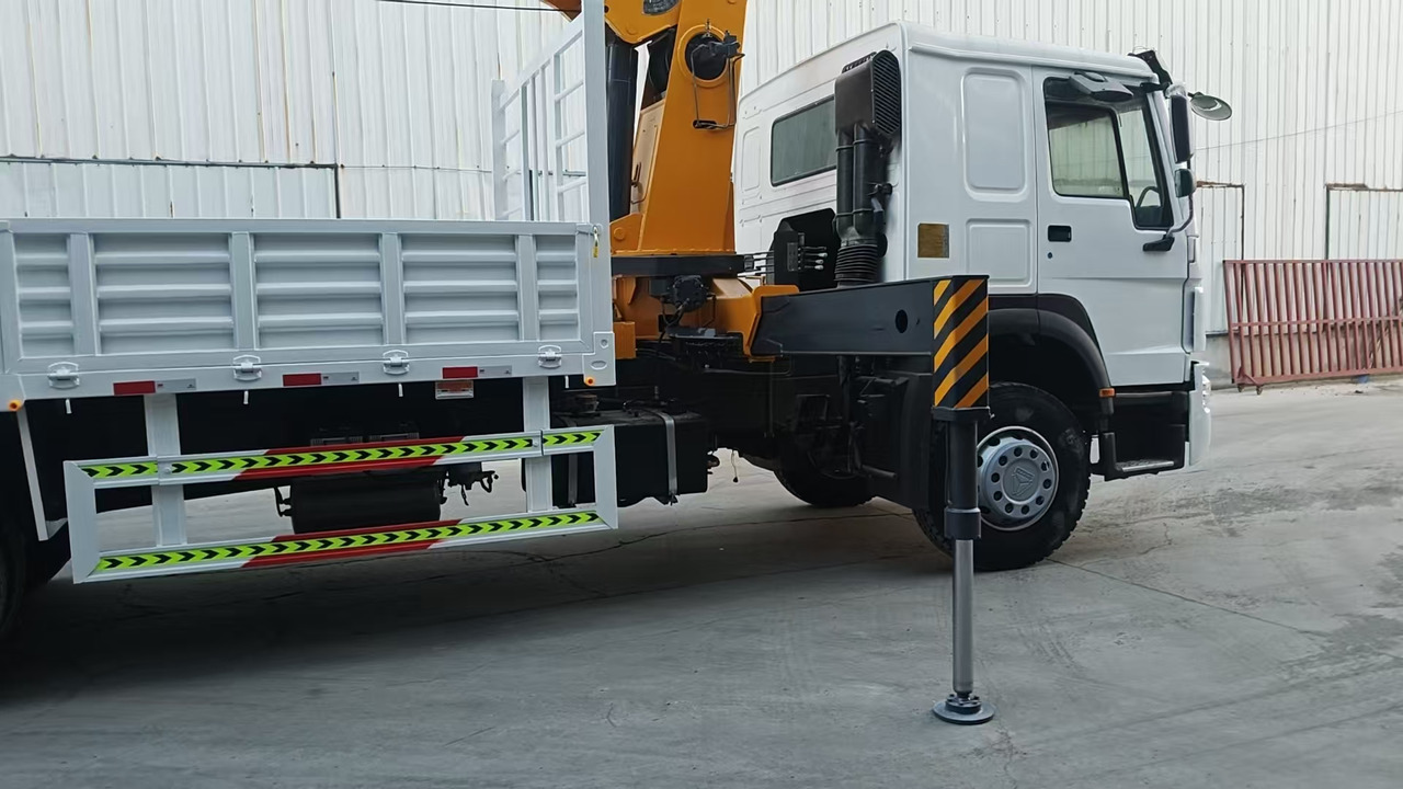 XCMG SQ12SK3Q - Camion grue: photos 1 XCMG SQ12SK3Q - Camion grue: photos 1