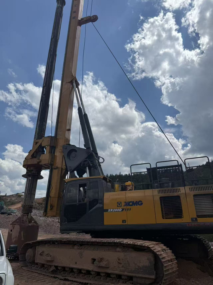 XCMG XCMG   XR280D - Camion grue: photos 1 XCMG XCMG   XR280D - Camion grue: photos 1