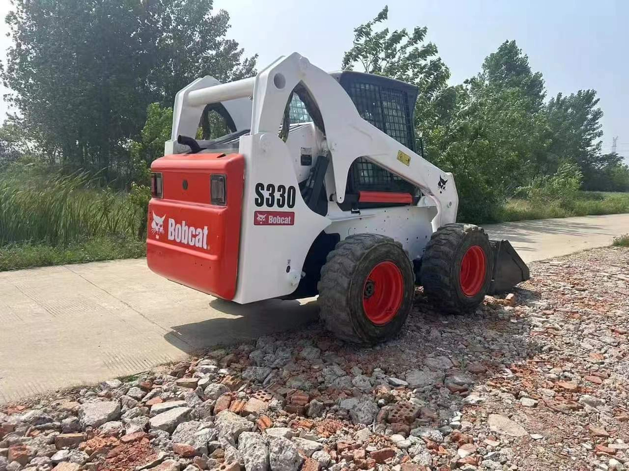 BOBCAT Used Heavy Construction Equipment bobcat S330 Second Hand Skid Steers Used Machine Hot Sale - Mini chargeuse: photos 3 BOBCAT Used Heavy Construction Equipment bobcat S330 Second Hand Skid Steers Used Machine Hot Sale - Mini chargeuse: photos 3