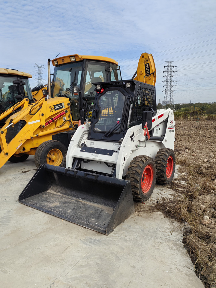BOBCAT used second-hand good condition Bobcat S18 - Mini chargeuse: photos 2 BOBCAT used second-hand good condition Bobcat S18 - Mini chargeuse: photos 2